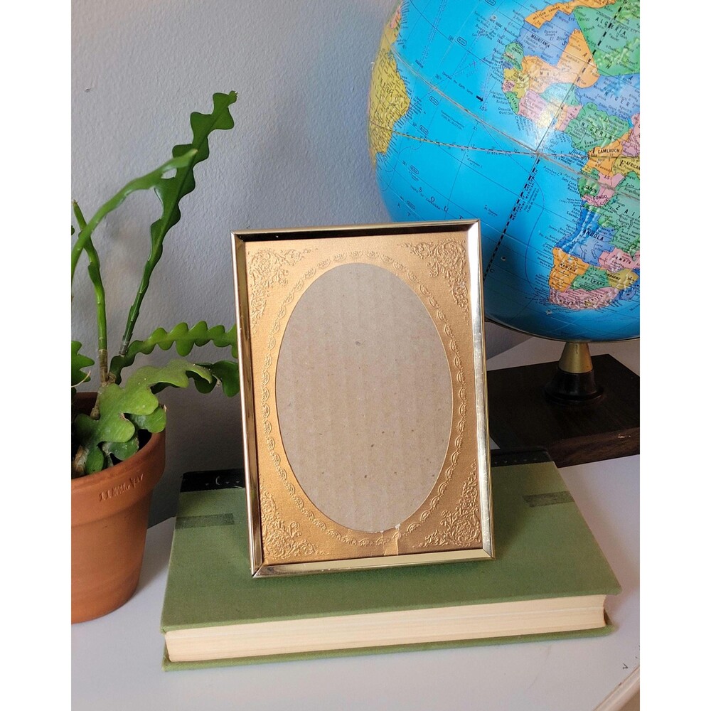 Vintage Solid Brass Picture Frame Tabletop Display 5x7